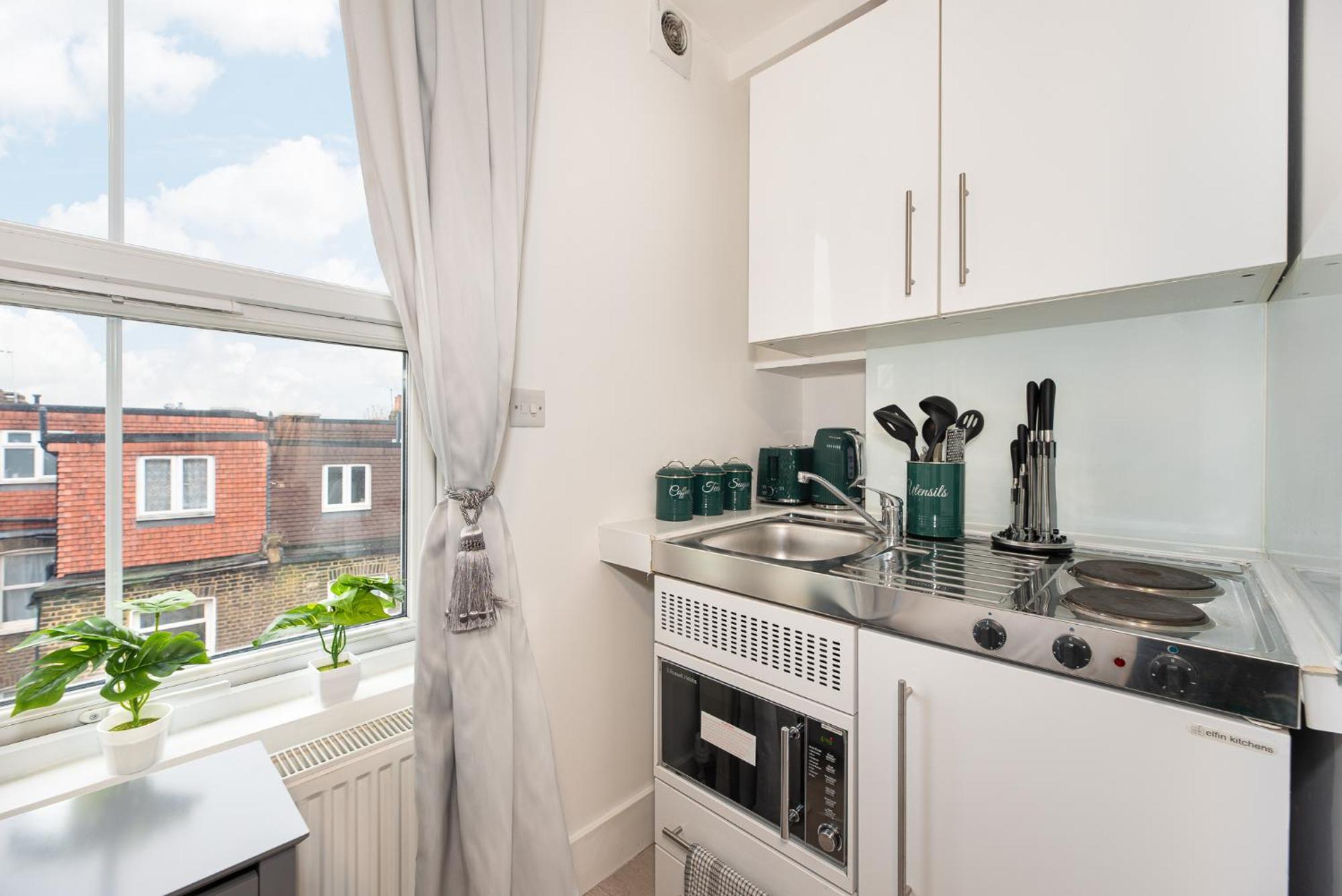 Small And Trendy Studio 3B London Bagian luar foto